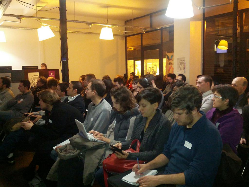 A973gZ6CcAEXHoH.jpg-large